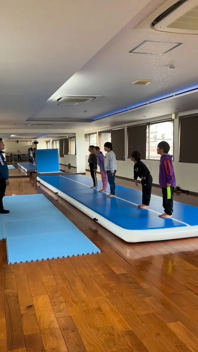 アクロバット教室　体操教室